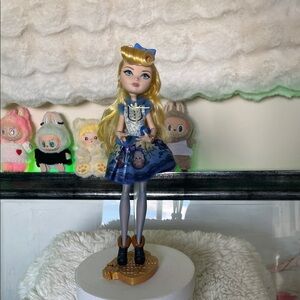 Every after high first editing  blondie locks Blue no brush book case or bag